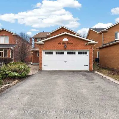 186,&nbsp;Patna, Maple, Vaughan