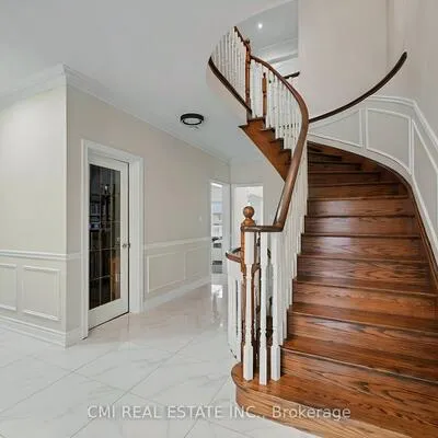 717,&nbsp;Vaughan Mills, Islington Woods, Vaughan