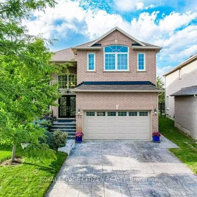 31,&nbsp;Burnhaven, Maple, Vaughan
