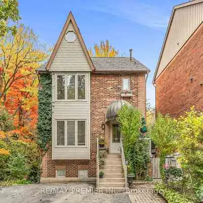 31,&nbsp;James, West Woodbridge, Vaughan