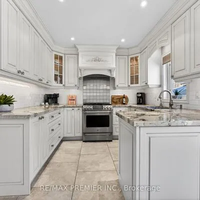 38,&nbsp;Helmsdale, Maple, Vaughan