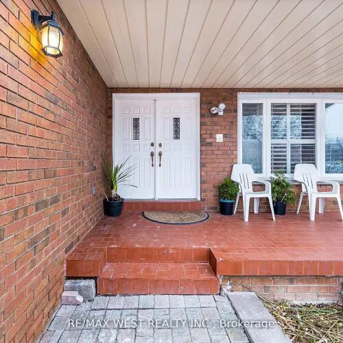 Premium freehold home for sale: 81, Vera, East Woodbridge, Vaughan