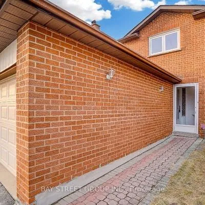 151,&nbsp;Campbell, Crestwood-Springfarm-Yorkhill, Vaughan