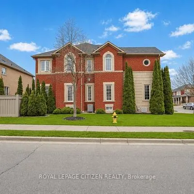 33,&nbsp;Tiglio, Vellore Village, Vaughan