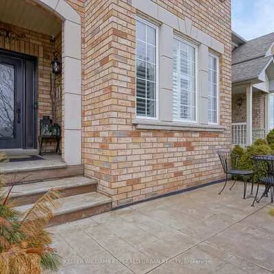 208,&nbsp;Maria Antonia, Vellore Village, Vaughan