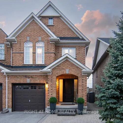 Premium freehold home for sale: 32, Crestbank, Rural Vaughan, Vaughan