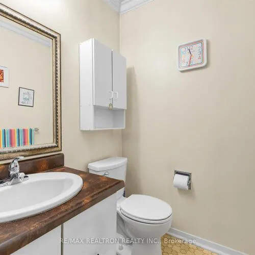 Premium freehold home for sale: 73, Swinton, Lakeview Estates, Vaughan