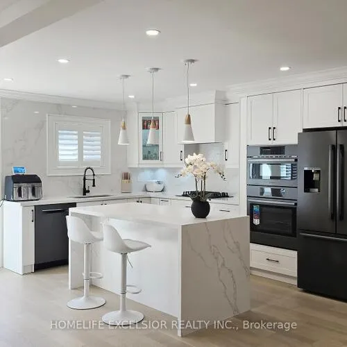 Premium freehold home for sale: 84, Jessica, Crestwood-Springfarm-Yorkhill, Vaughan