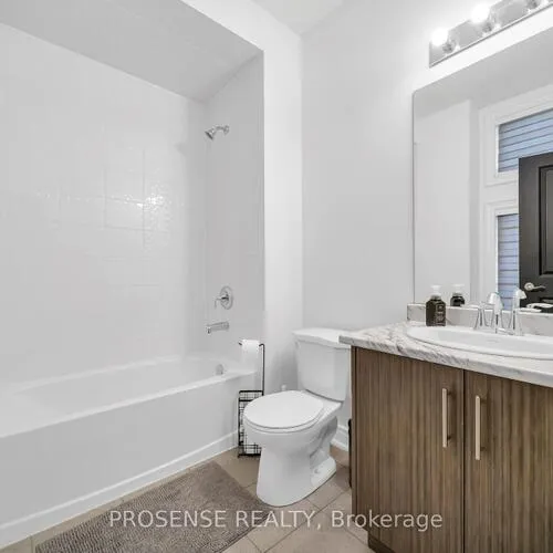 Premium freehold home for sale: 52, Chandos, Kleinburg, Vaughan