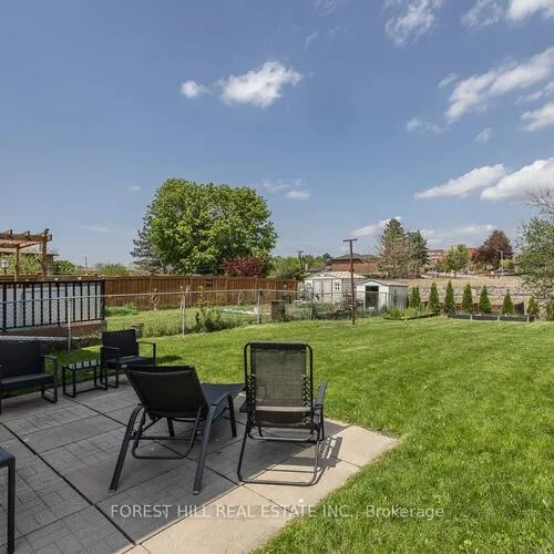 Premium freehold home for sale: 596, Woodbridge, West Woodbridge, Vaughan