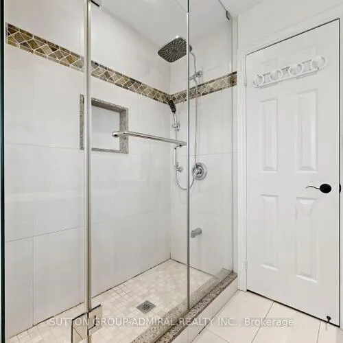 Premium freehold home for sale: 71, Oliver, Maple, Vaughan