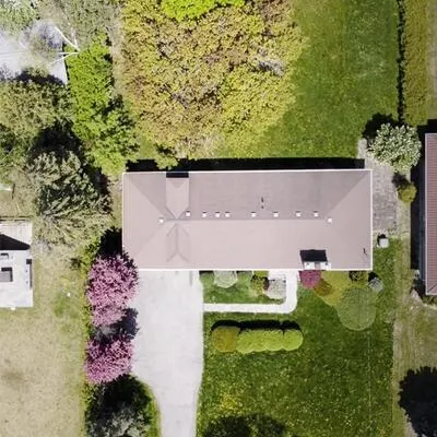 208,&nbsp;Centre, Uplands, Vaughan
