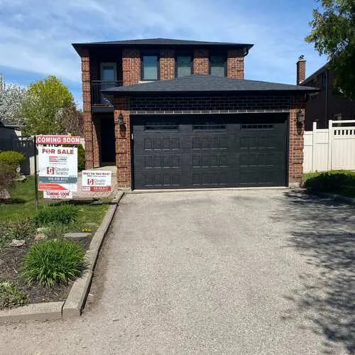 Premium freehold home for sale: 16, Muzzo, East Woodbridge, Vaughan
