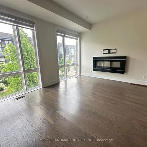 Premium freehold home for sale: 27, Thorncrest, Patterson, Vaughan
