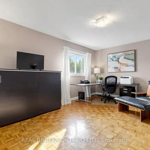 Premium freehold home for sale: 153, Grenadier, Beverley Glen, Vaughan