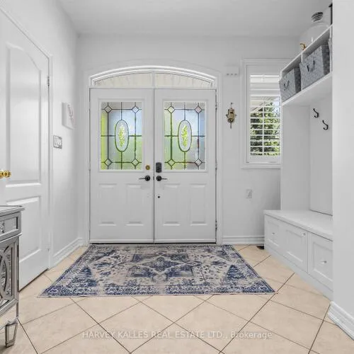 Premium freehold home for sale: 28, Southvale, Patterson, Vaughan
