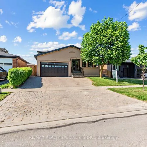 Premium freehold home for sale: 654, Woodbridge, West Woodbridge, Vaughan
