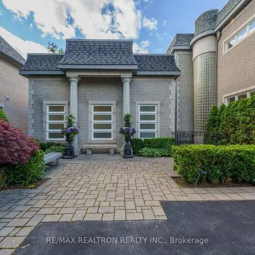 Premium freehold home for sale: 210, Arnold, Crestwood-Springfarm-Yorkhill, Vaughan