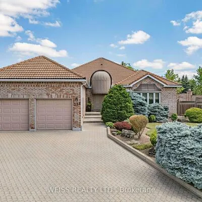 238,&nbsp;Bourbon, East Woodbridge, Vaughan