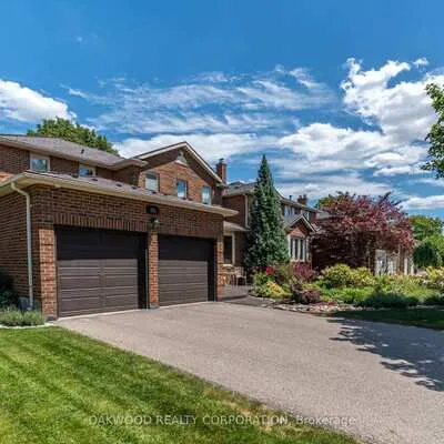 486,&nbsp;Greenock, Maple, Vaughan