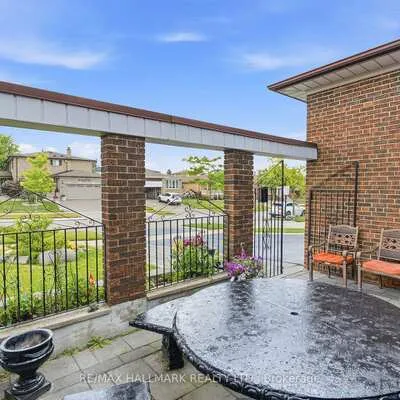 65,&nbsp;Oakhill, West Woodbridge, Vaughan