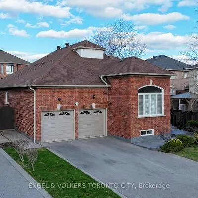 11,&nbsp;Aventura, Sonoma Heights, Vaughan