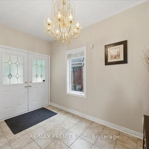 Premium freehold home for sale: 5, Laura Sabrina, Sonoma Heights, Vaughan