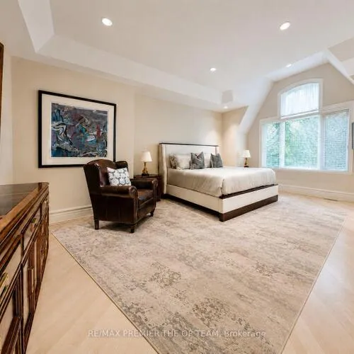 Premium freehold home for sale: 43, Cowan, East Woodbridge, Vaughan