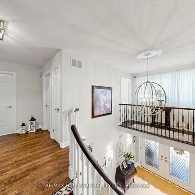 98,&nbsp;Arrowhead, East Woodbridge, Vaughan