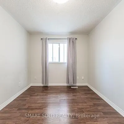 148,&nbsp;Castlehill, Maple, Vaughan