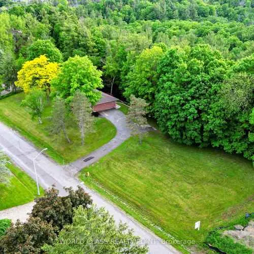 Premium freehold home for sale: 60, Kleins, Kleinburg, Vaughan