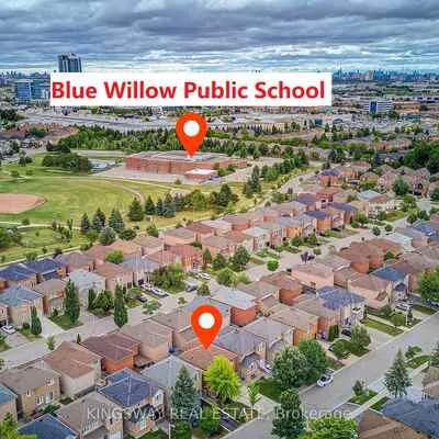 166,&nbsp;Matthew, East Woodbridge, Vaughan