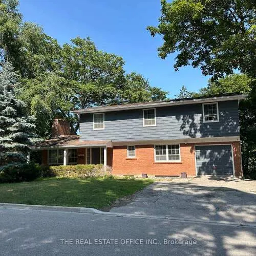 Premium freehold home for sale: 65, Wallace, West Woodbridge, Vaughan