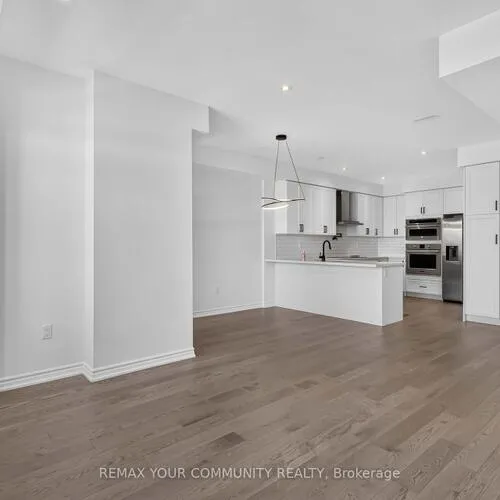 Premium freehold home for sale: 92, Holyrood, Kleinburg, Vaughan