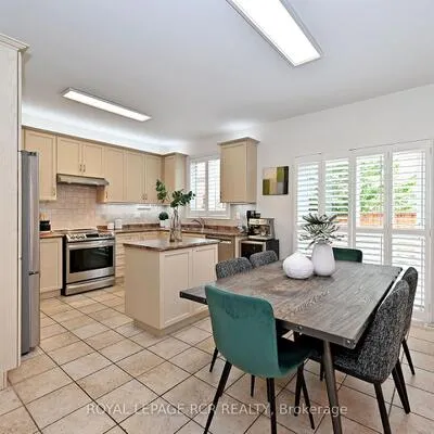43,&nbsp;Ivy Glen, Patterson, Vaughan