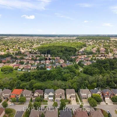 53,&nbsp;Glenside, Maple, Vaughan