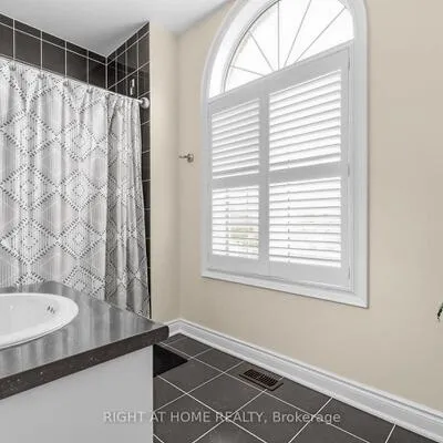 99,&nbsp;Richler, Kleinburg, Vaughan