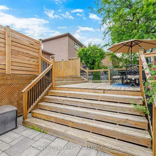 Premium freehold home for sale: 148, Solway, Maple, Vaughan