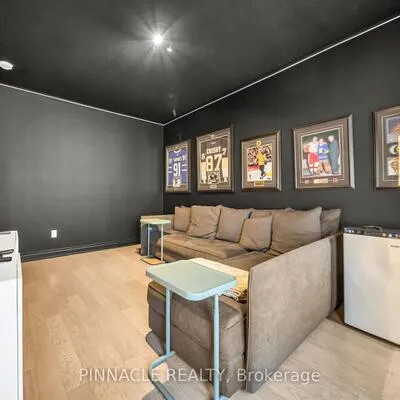 52,&nbsp;Chandos, Kleinburg, Vaughan
