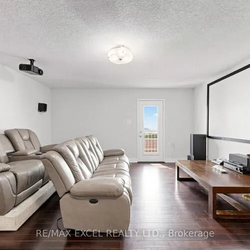 Premium freehold home for sale: 29, Bentwood, Patterson, Vaughan