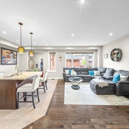 Premium freehold home for sale: 244, Moody, Kleinburg, Vaughan