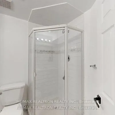 145,&nbsp;Roseborough, Uplands, Vaughan