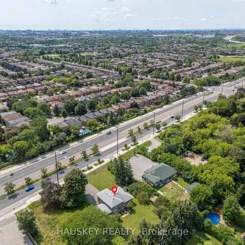 Premium freehold home for sale: 1226, Centre, Beverley Glen, Vaughan