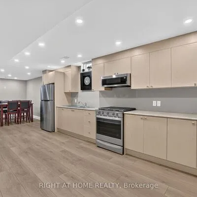 66,&nbsp;Sanremo, West Woodbridge, Vaughan