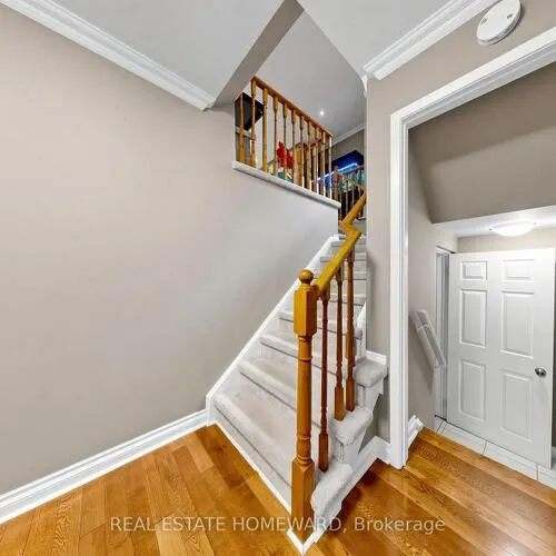 Premium freehold home for sale: 242, Badessa, Brownridge, Vaughan