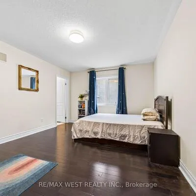 12,&nbsp;Oldham, Vellore Village, Vaughan