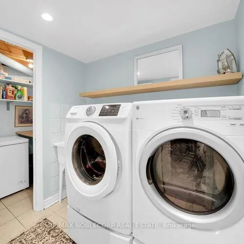 Premium freehold home for sale: 3, Castlehill, Maple, Vaughan