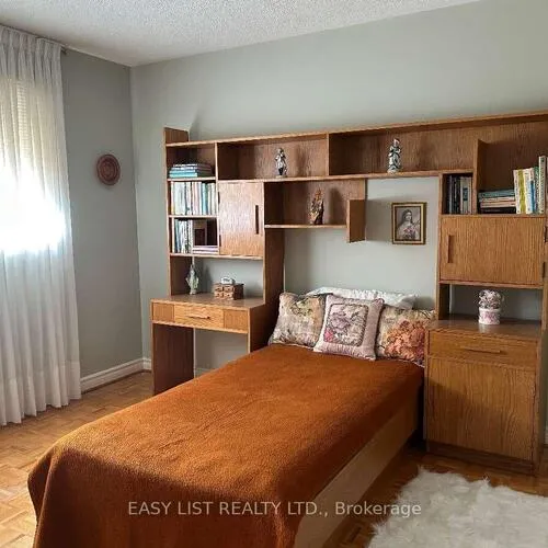 Premium freehold home for sale: 14, Gas Light, East Woodbridge, Vaughan