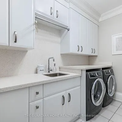 30,&nbsp;Tiburon, Kleinburg, Vaughan