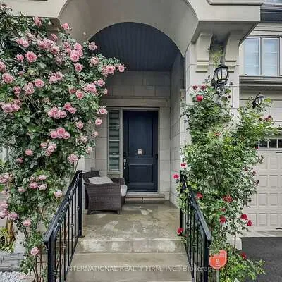 150,&nbsp;Cannes, Vellore Village, Vaughan